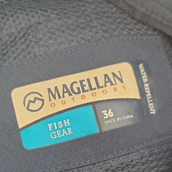Magellan Outdoors Men's Shorts in Blue - Picture 2 of 5